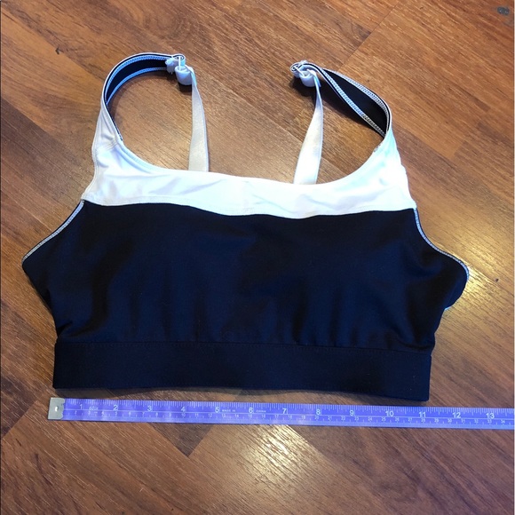 Fabletics Sports Bra. Size small. Great condition - Picture 4 of 10